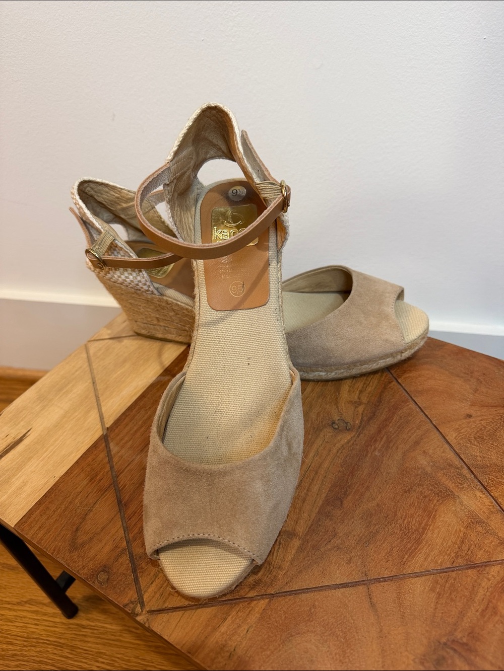 Kanna (Spain) Suede Espadrille Wedges in Taupe w/ Woven Back (Anthropologie)9.5
